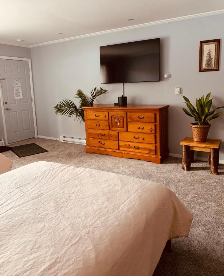 Ledge Rock At Whiteface Hotel Wilmington Ngoại thất bức ảnh