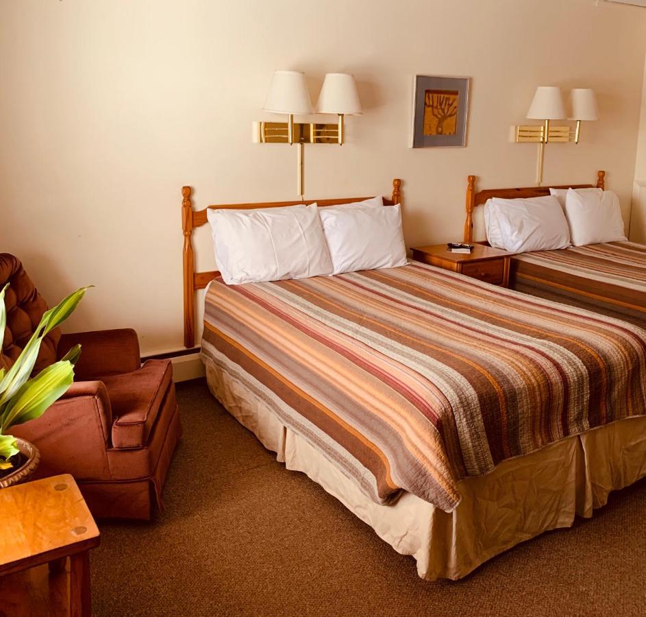 Ledge Rock At Whiteface Hotel Wilmington Ngoại thất bức ảnh