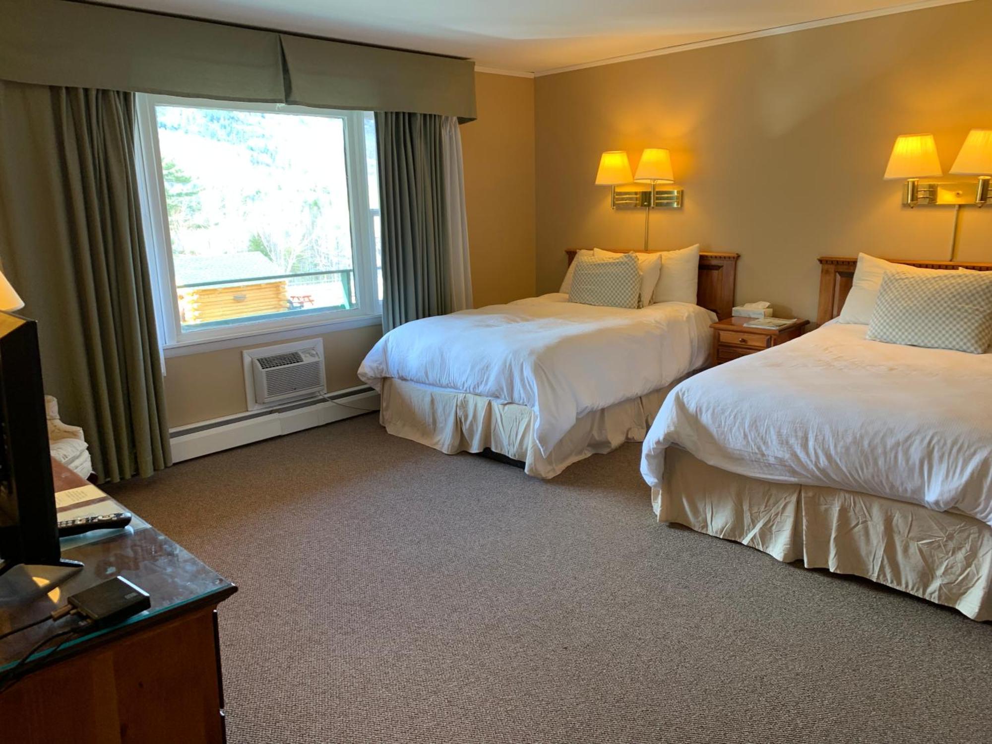Ledge Rock At Whiteface Hotel Wilmington Ngoại thất bức ảnh