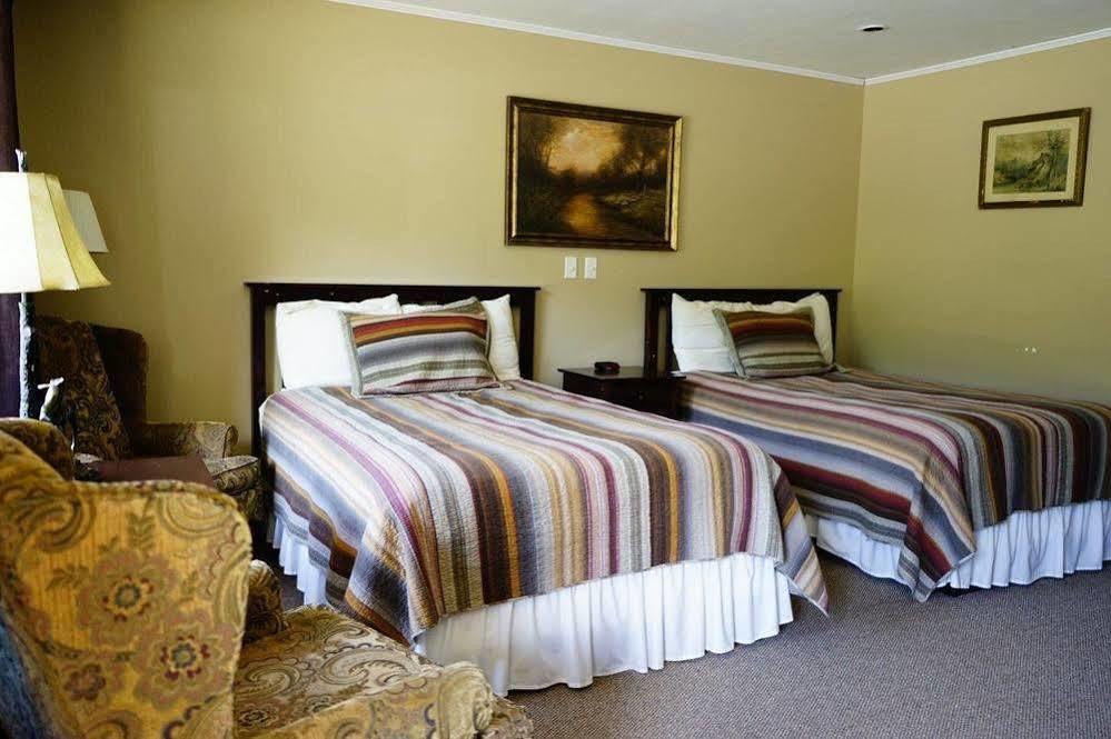 Ledge Rock At Whiteface Hotel Wilmington Ngoại thất bức ảnh